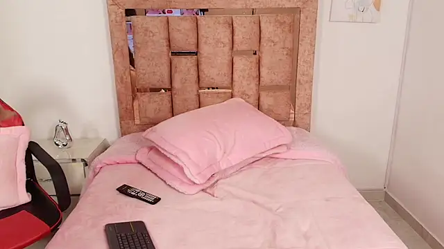 TamyMoon's cam snapshot