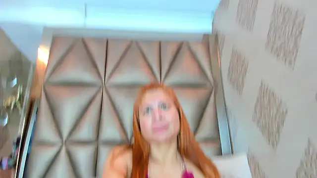 Corina_Taylor_'s cam snapshot