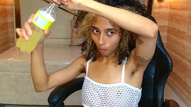 Agnis_ink_r's cam snapshot