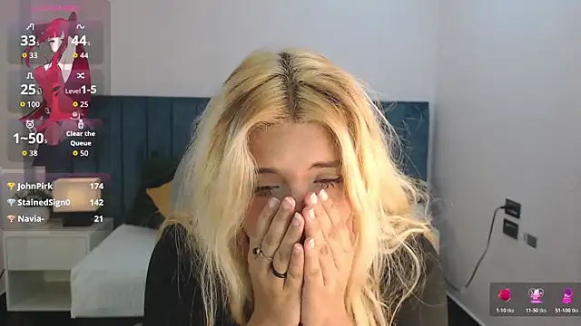 april_bunnyy's cam snapshot