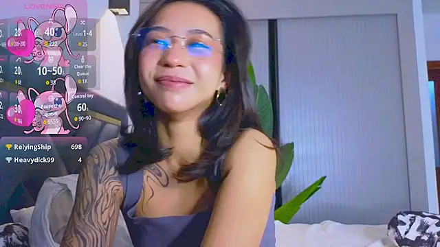 Mia_Tin's cam snapshot