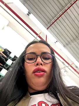 andra_rose live sex cam