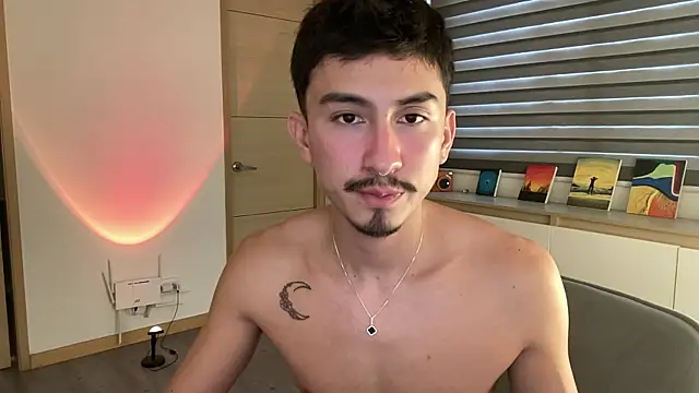 sweettaaron01's cam snapshot