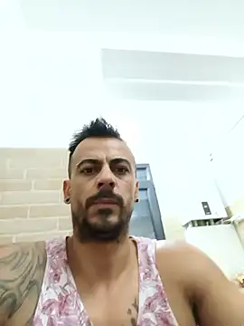 RyanVibe's cam snapshot