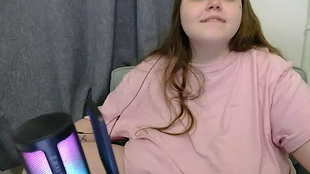 brattyprincessemma's cam snapshot