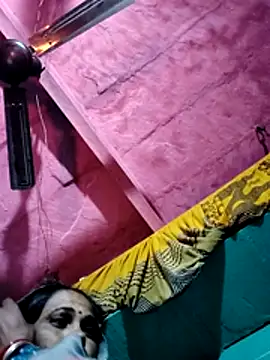 Pooja750's cam snapshot