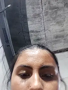 karina_rojas's cam snapshot