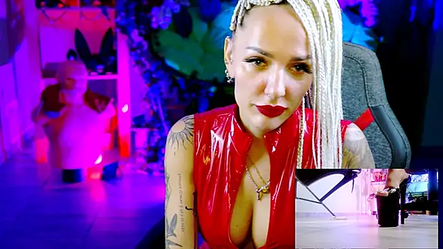 MonicaMaxwel's cam snapshot