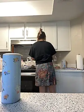 SafeinouterSpace's cam snapshot