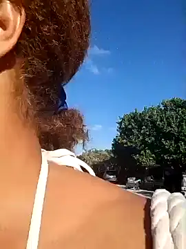 sarahkat86's cam snapshot