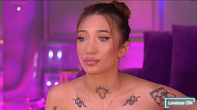 SiennaJayden's cam snapshot