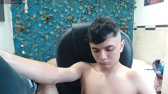 Waturox live sex cam