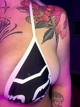 Eva_Monroe-'s cam snapshot