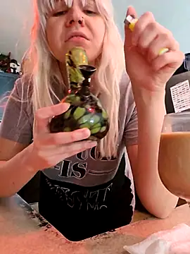 ScarletCallings_420 live sex cam