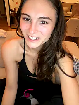 SophiiaStarr live sex cam