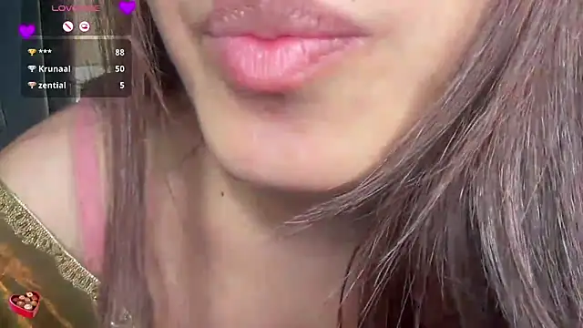 Smaily_yashikarathore live sex cam