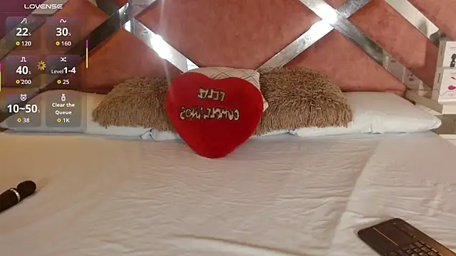 Lily_Queen30's cam snapshot