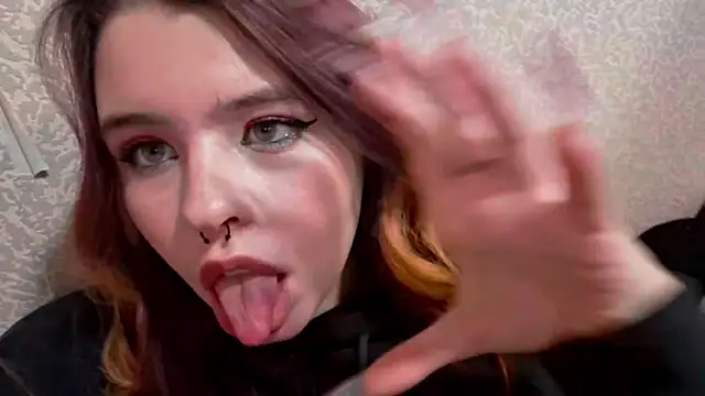 AwnyGrub's cam snapshot