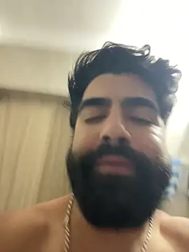 Lyon_vach live sex cam