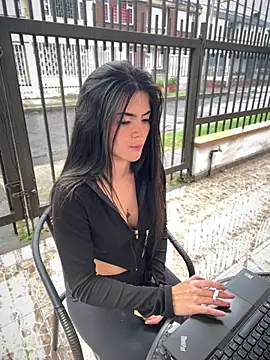 PamelaJonsom_'s cam snapshot