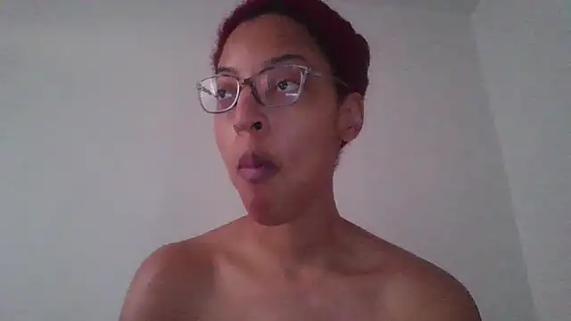 Queen_Lavish's cam snapshot