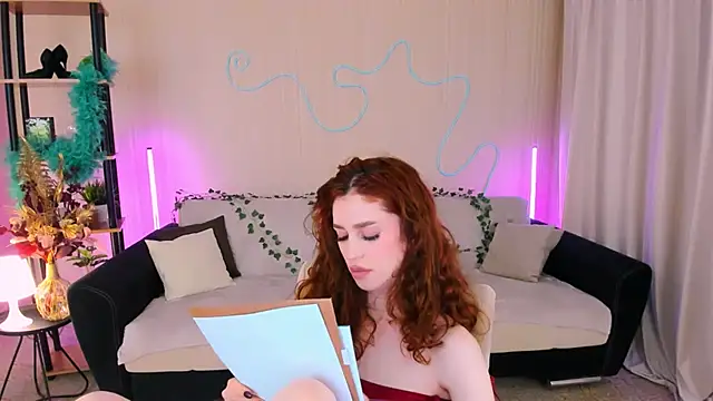 ChristinaConteeree's cam snapshot