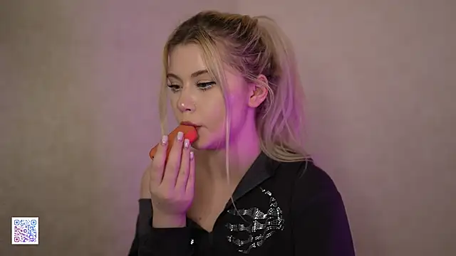 AshleyNikoo's cam snapshot