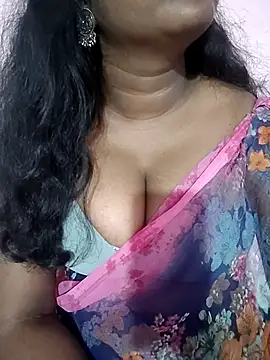 Keerthee_'s cam snapshot