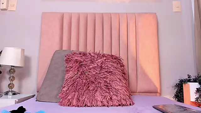 CandiceKerr's cam snapshot