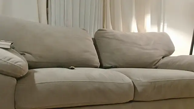 LittleNicolee's cam snapshot