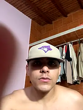 lucas-storm live sex cam