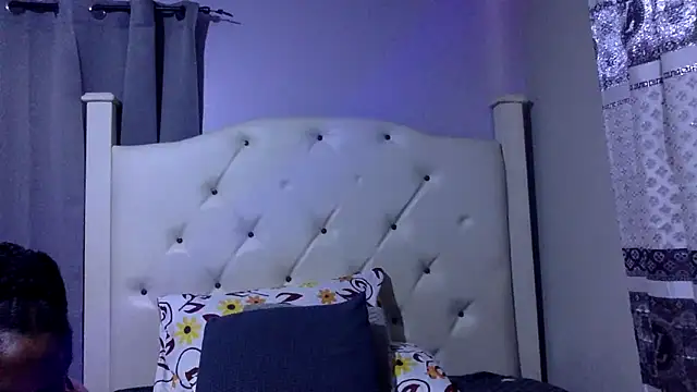 creamyamber's cam snapshot