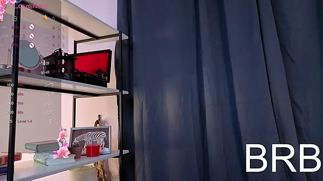 Sonia_Jones's cam snapshot