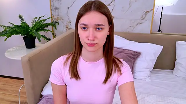 AmadaReine's cam snapshot