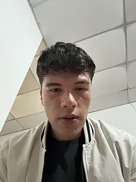 Logan_smith1 live sex cam