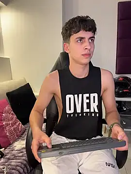 AdrianRinaldi live sex cam