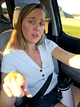 SkyelarSommer live sex cam