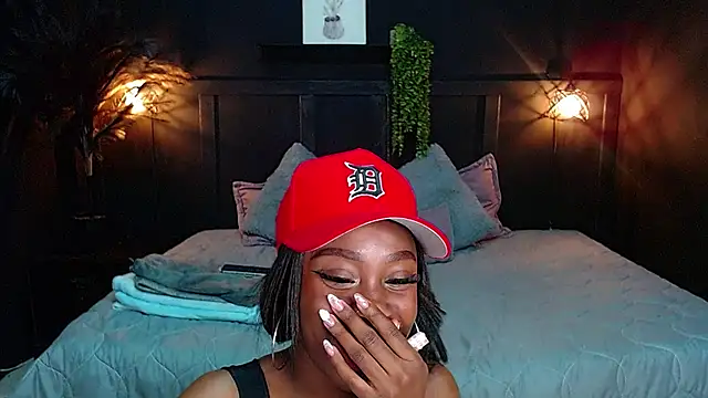 nikkystorm1_'s cam snapshot