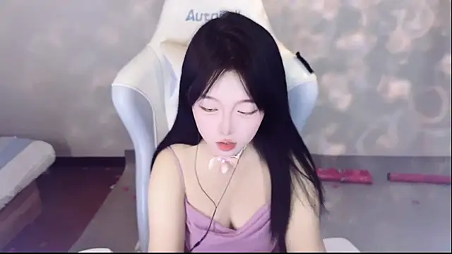 -huahua-'s cam snapshot