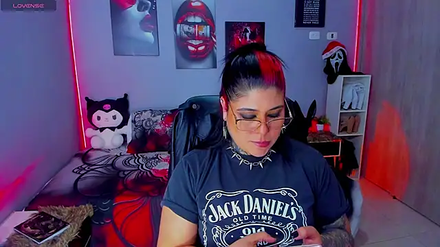 Veronika_metal's cam snapshot