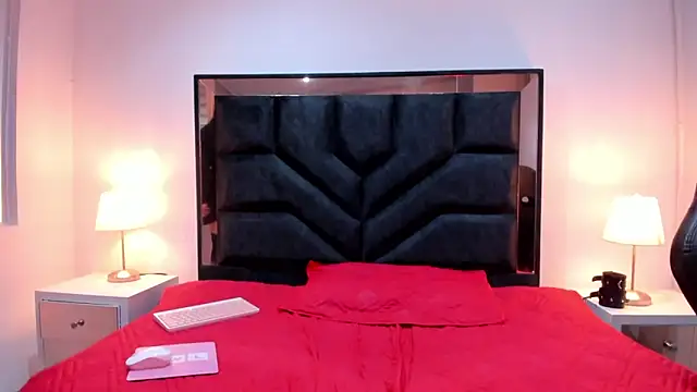 SusanVilla's cam snapshot