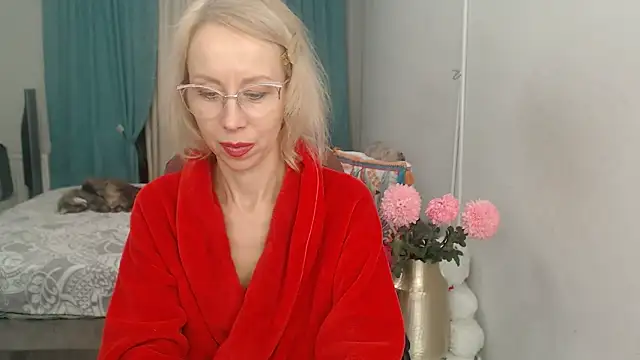 LuxuryNika's cam snapshot