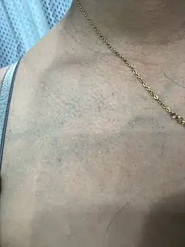 heenashai's cam snapshot