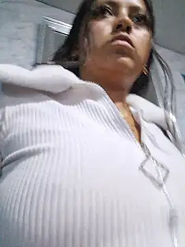 LunaHot_777's cam snapshot