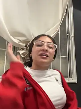 Alyha_Cortes's cam snapshot