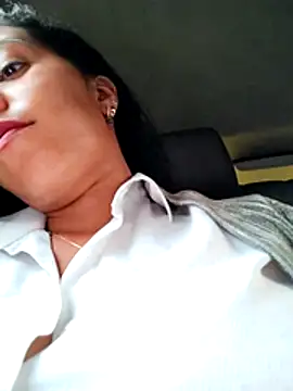 Luianna's cam snapshot