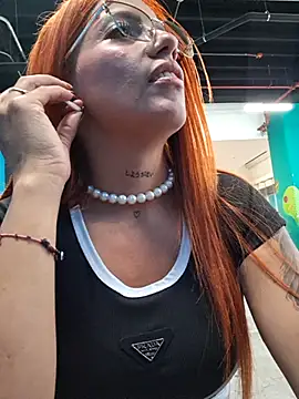 Alis_xxx's cam snapshot