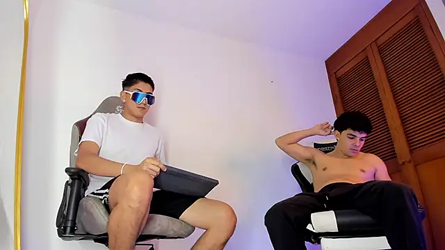 sotooliver3 live sex cam