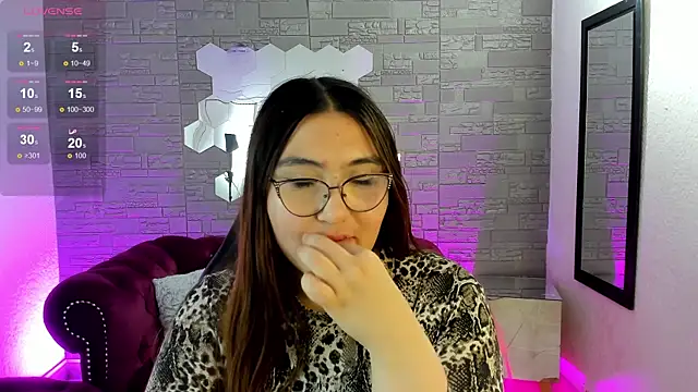 conniejames_m's cam snapshot