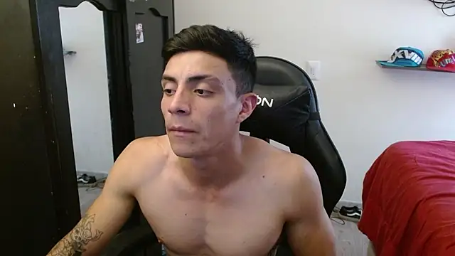 kv___xxx_'s cam snapshot